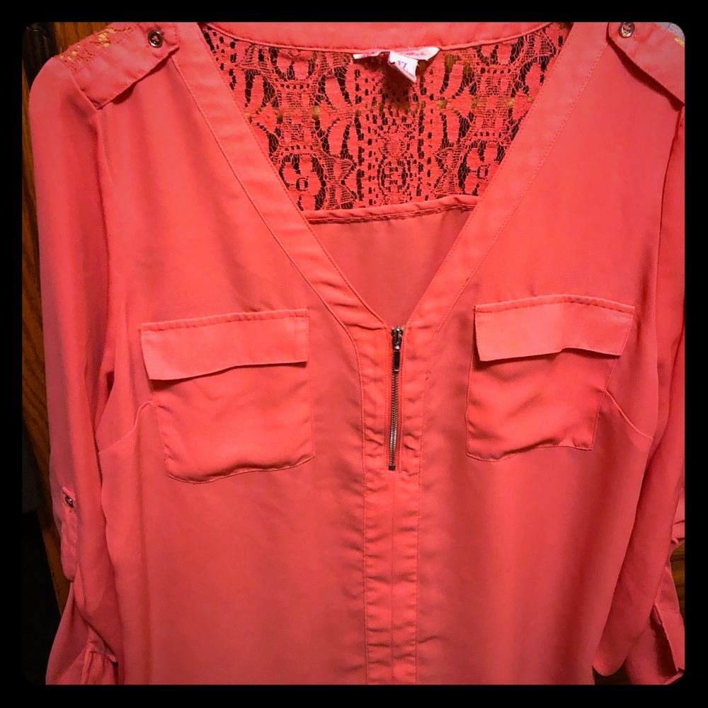 Blouse make offer